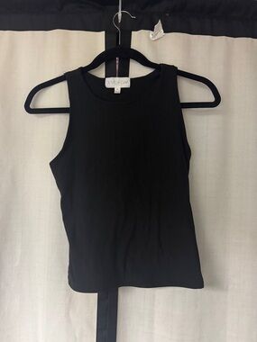 Olive & Oak Black Ribbed Sleeveless Crew Tank